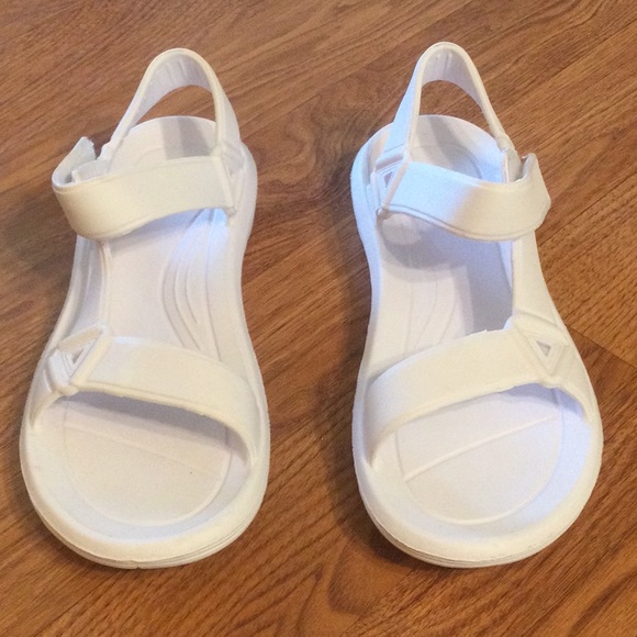 White Sandals with Velcro Adjustable Strap - Picture 2 of 5
